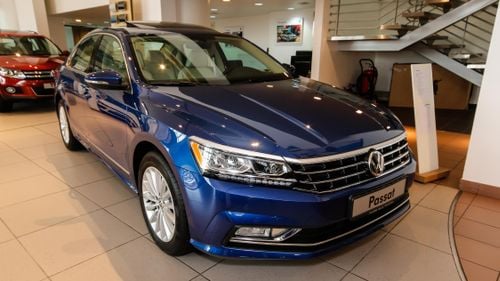 Volkswagen Passat SEL