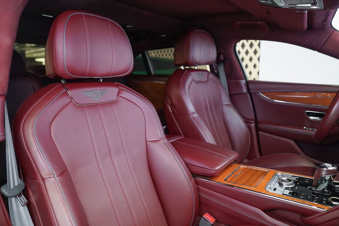 Bentley Flying Spur 4.0T V8