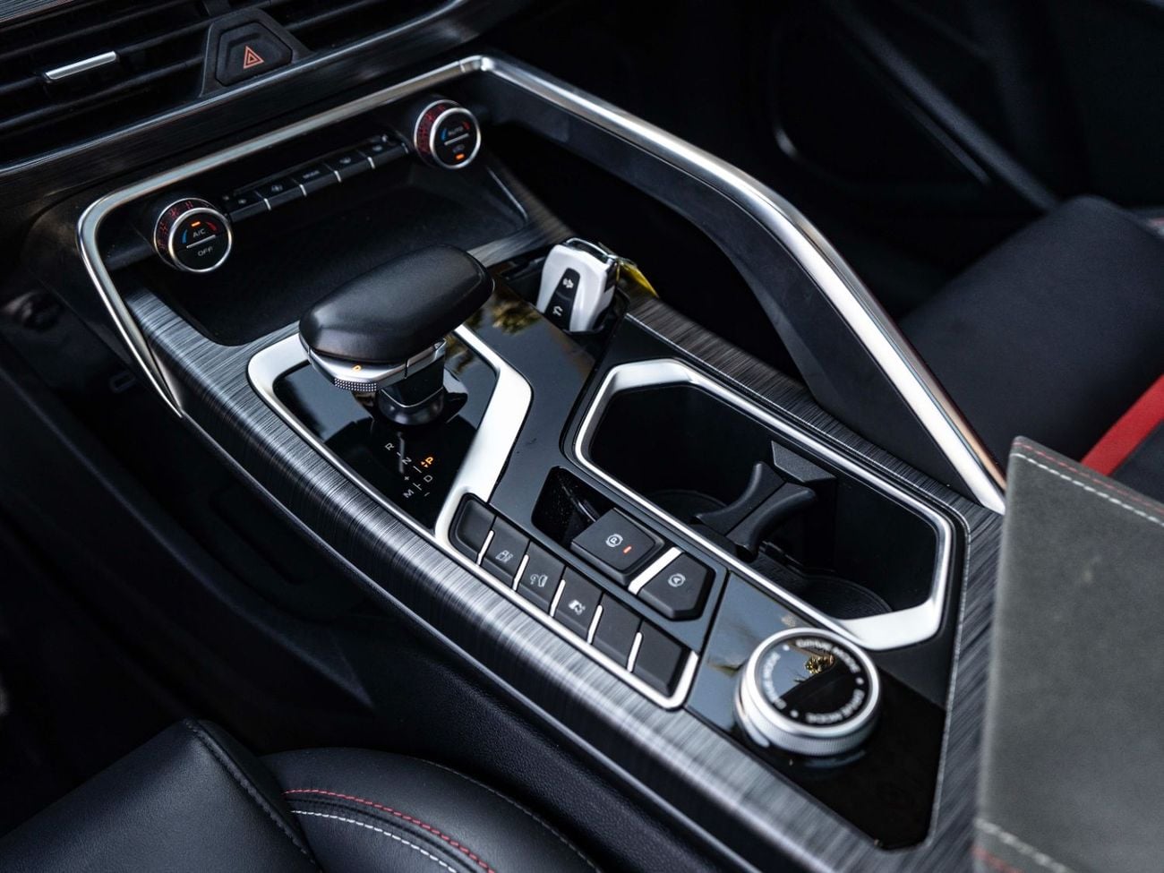 Geely Tugella