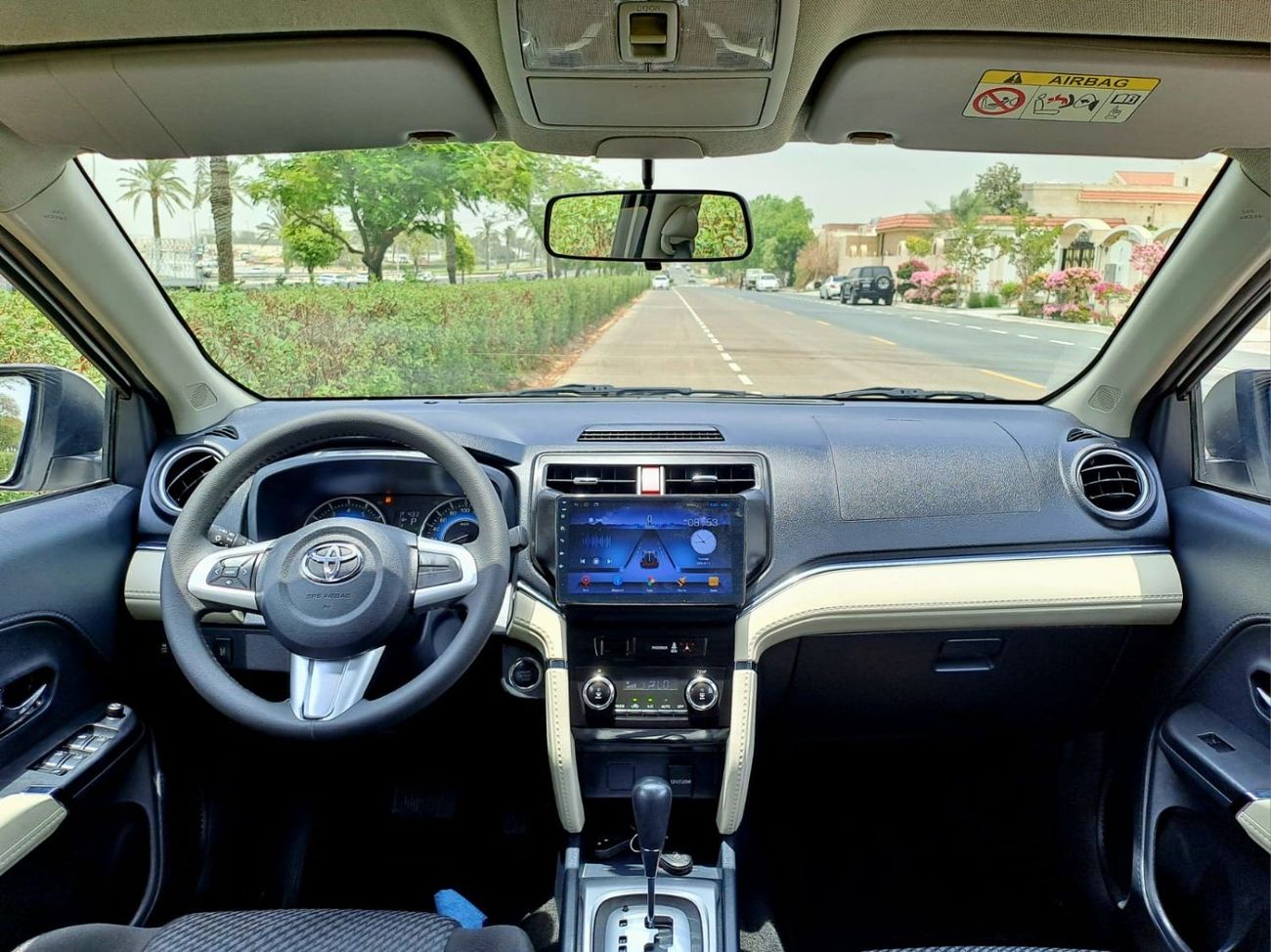 Toyota Rush EX 2021 1.5L GCC (790/-MONTHLY)