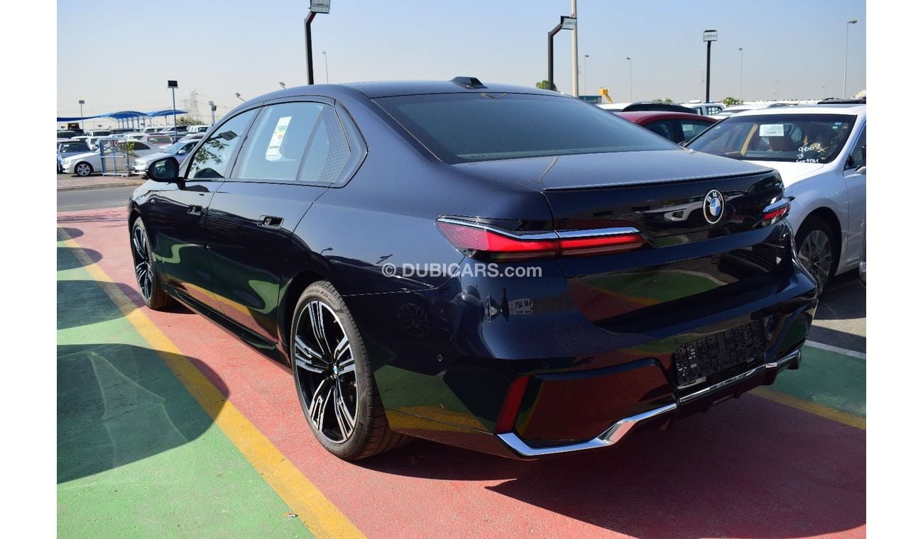 BMW 740Li 2023 BMW 740i 3.0L Petrol