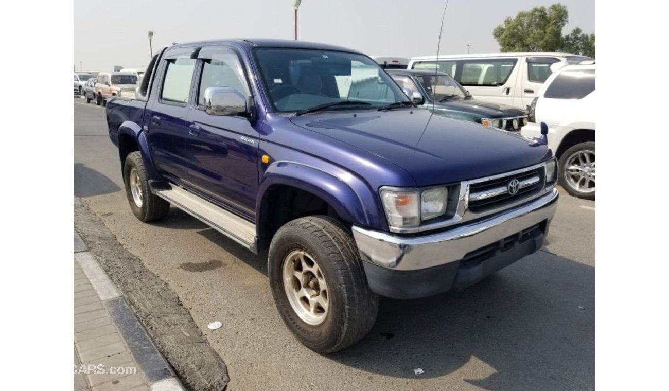 تويوتا هيلوكس Toyota Hilux RIGHT HAND DRIVE (Stock no PM12)