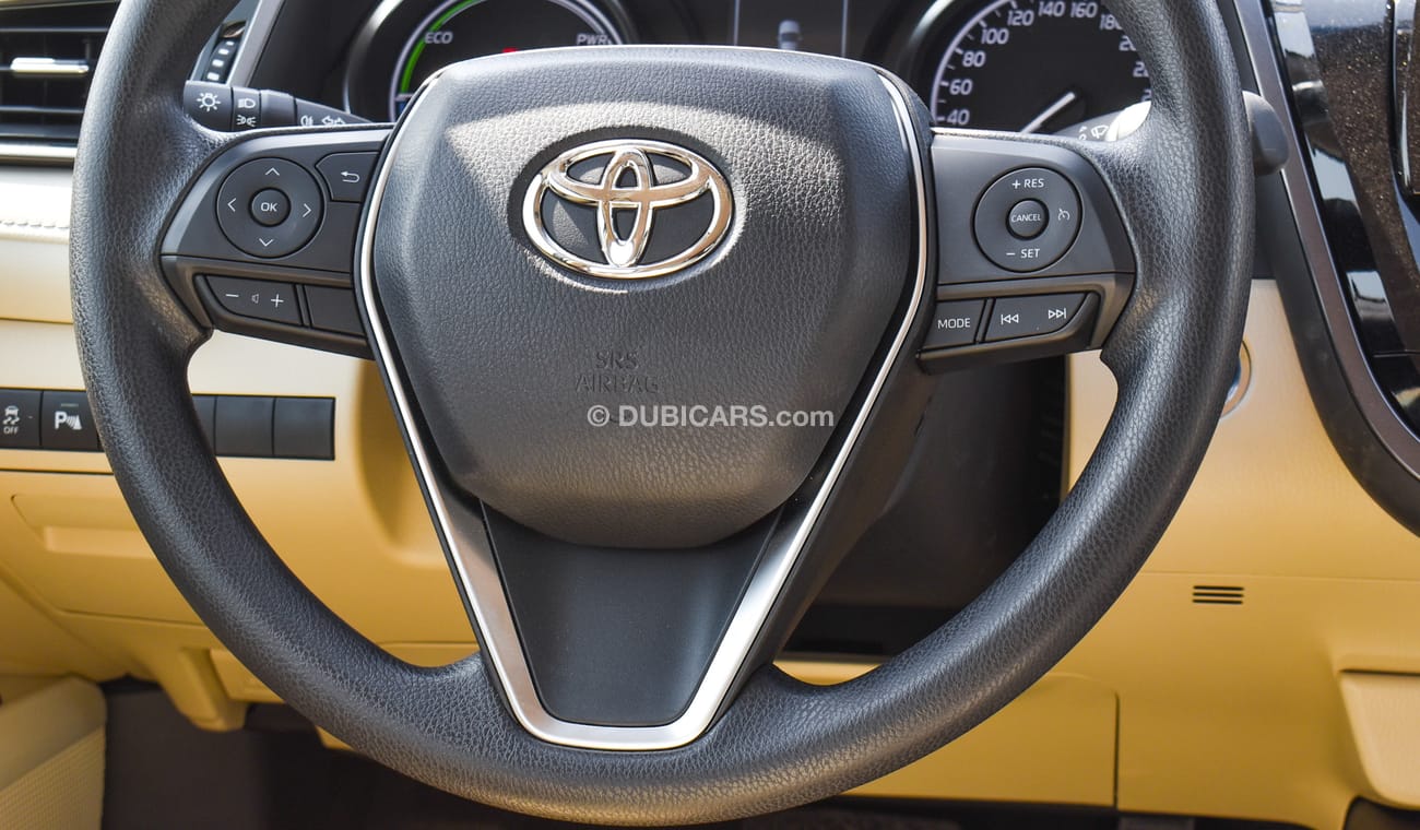 Toyota Camry LE 2.5L HYBRID