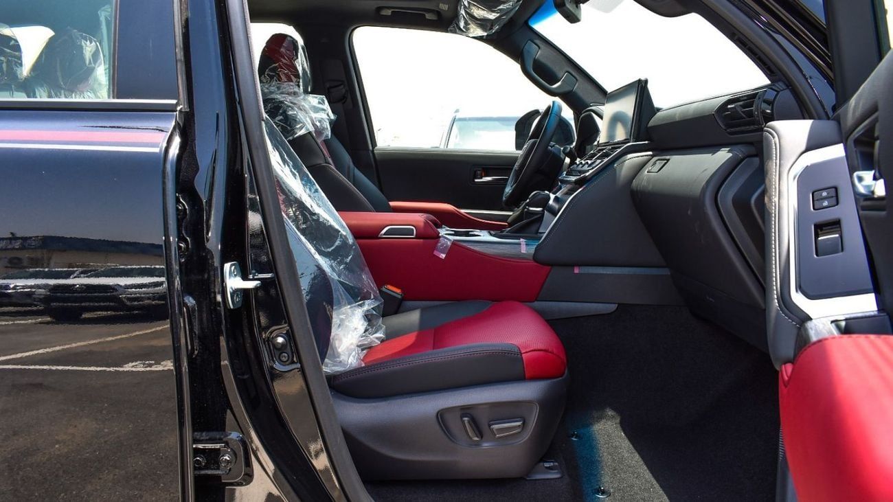 تويوتا لاند كروزر GR SPORT ECTAGR001 – 2026 TLC300 3.3L Diesel Auto Black with Red Interior