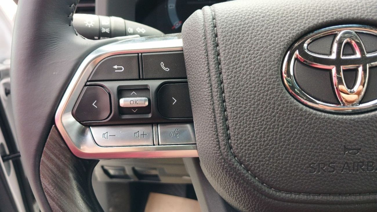 Toyota Land Cruiser Toyota LC300 VXR 3.5L Petrol TT 2025YM