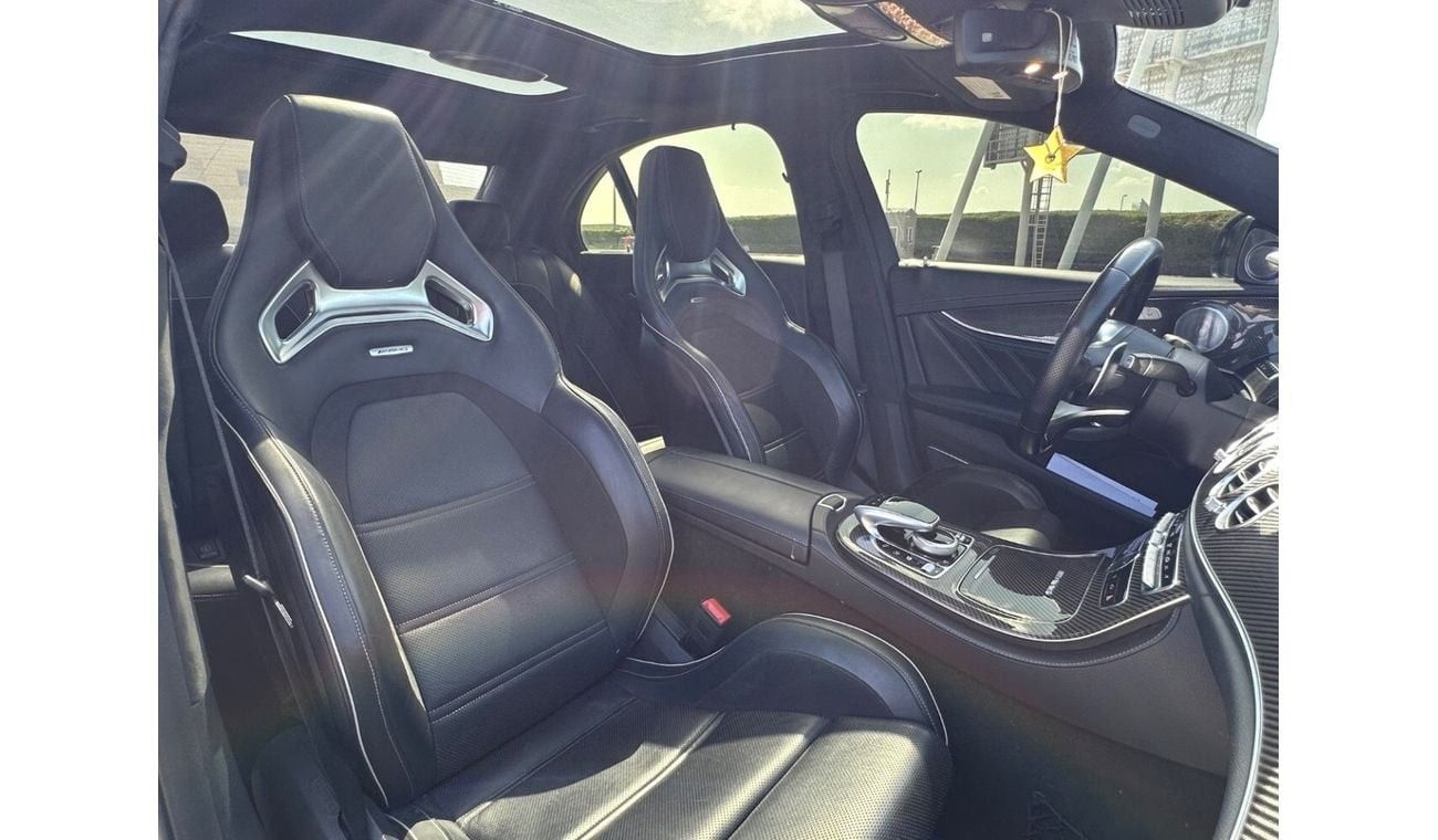 Mercedes-Benz E 63 AMG