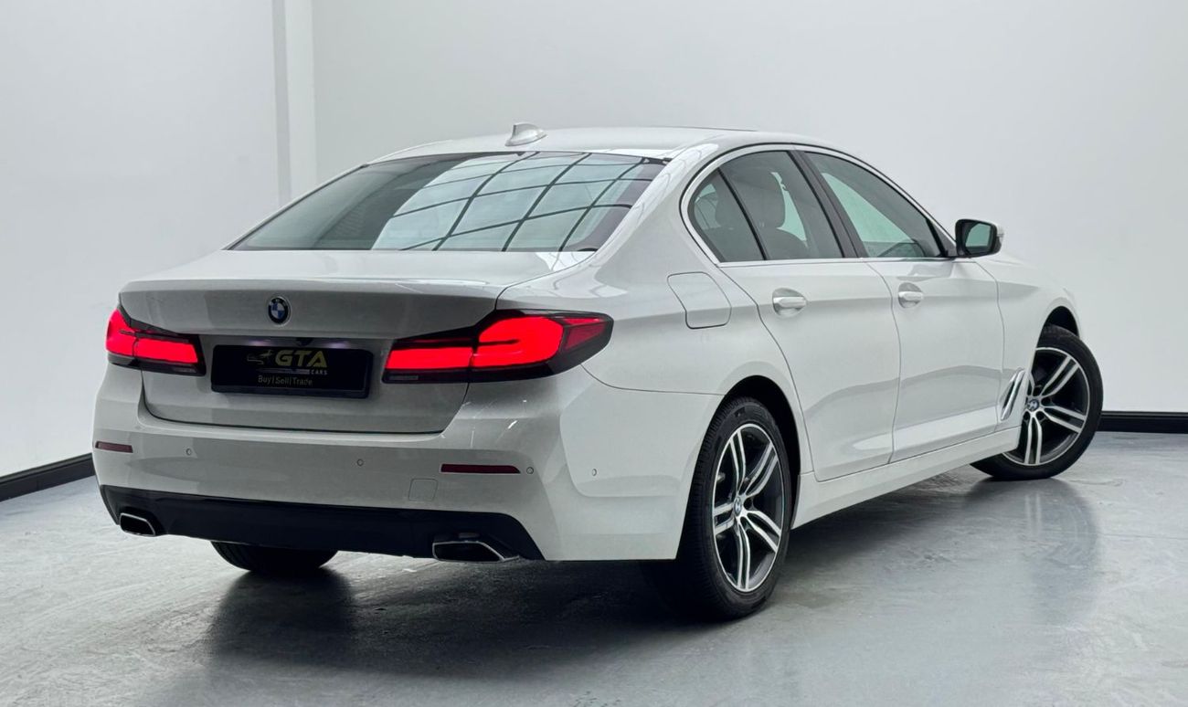 BMW 520i Std 2.0L 2021 BMW 520i, 1 Year Warranty, Agency Full Service History, GCC