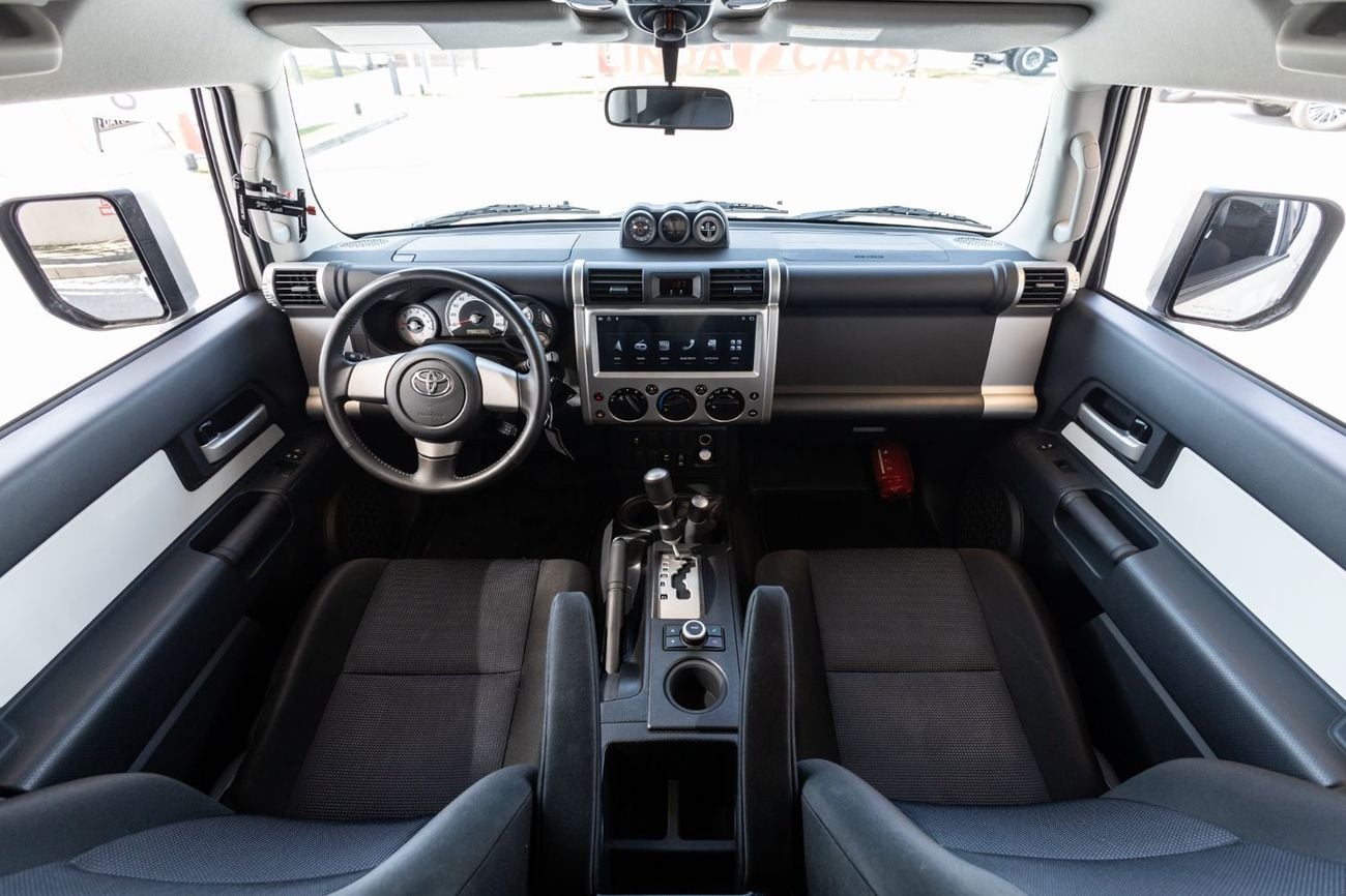 Toyota FJ Cruiser GXR 4.0L A/T