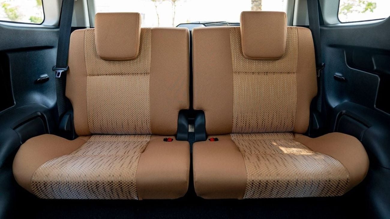 تويوتا فورتونر TOYOTA FORTUNER 2.7 PETROL 4X2 2025