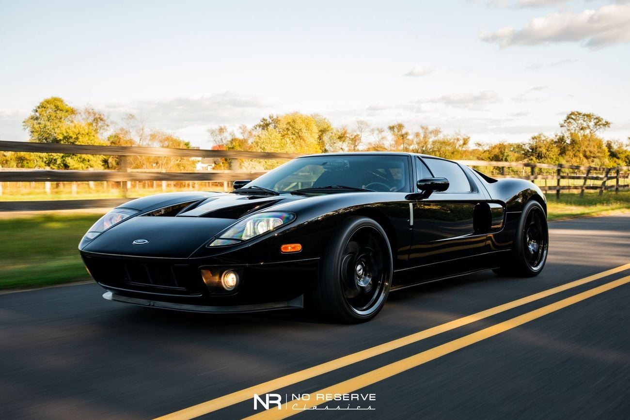 Ford GT Rare 1 of 14 Stripe Delete