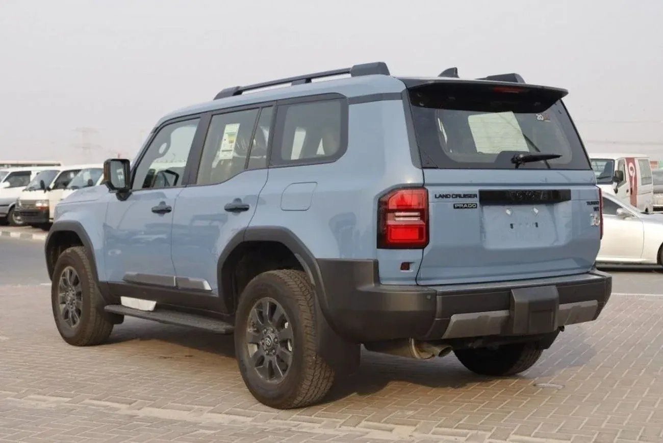 تويوتا برادو PRADO FULL OPTION PETROL VXR 2.4T