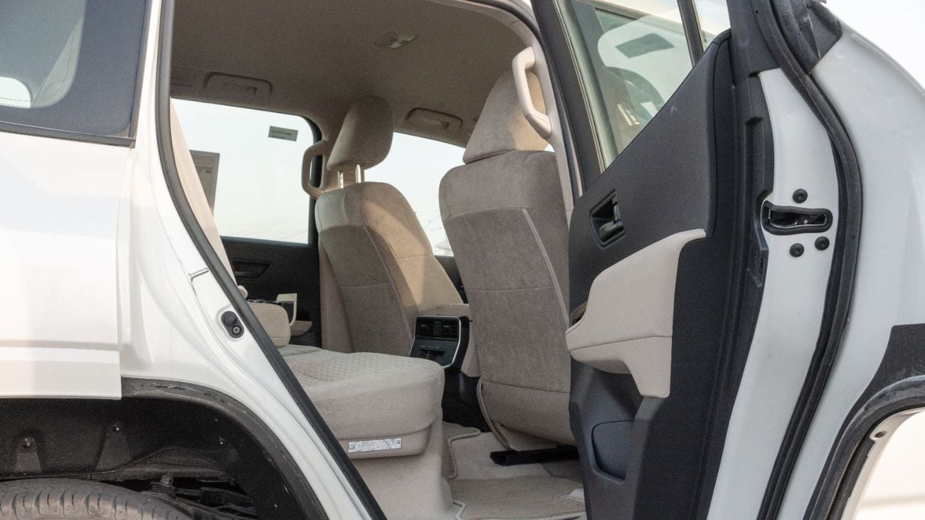 تويوتا لاند كروزر 2026 Toyota Land Cruiser GXR 3.3L AT Diesel (White-Beige) Basic