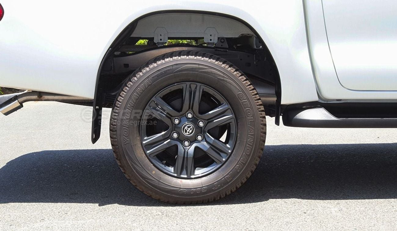 Toyota Hilux DC 2.7L Petrol 4WD Manual | 2026 Model | Ready for Export