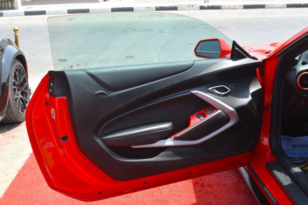 Chevrolet Camaro i4 2.0L