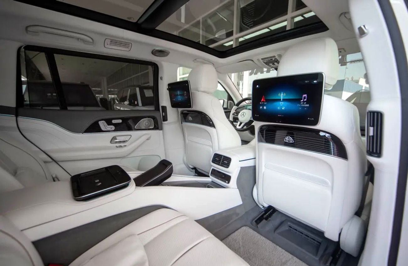 Mercedes Maybach GLS600 Maybach MERCEDES BENZ GLS600 MAYBACH  2023 36,000 km