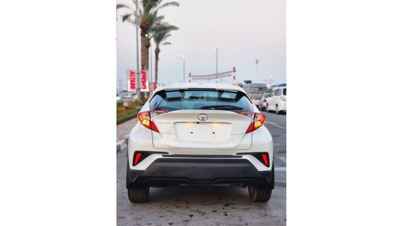 تويوتا CHR TOYOTA C-HR full option 2021