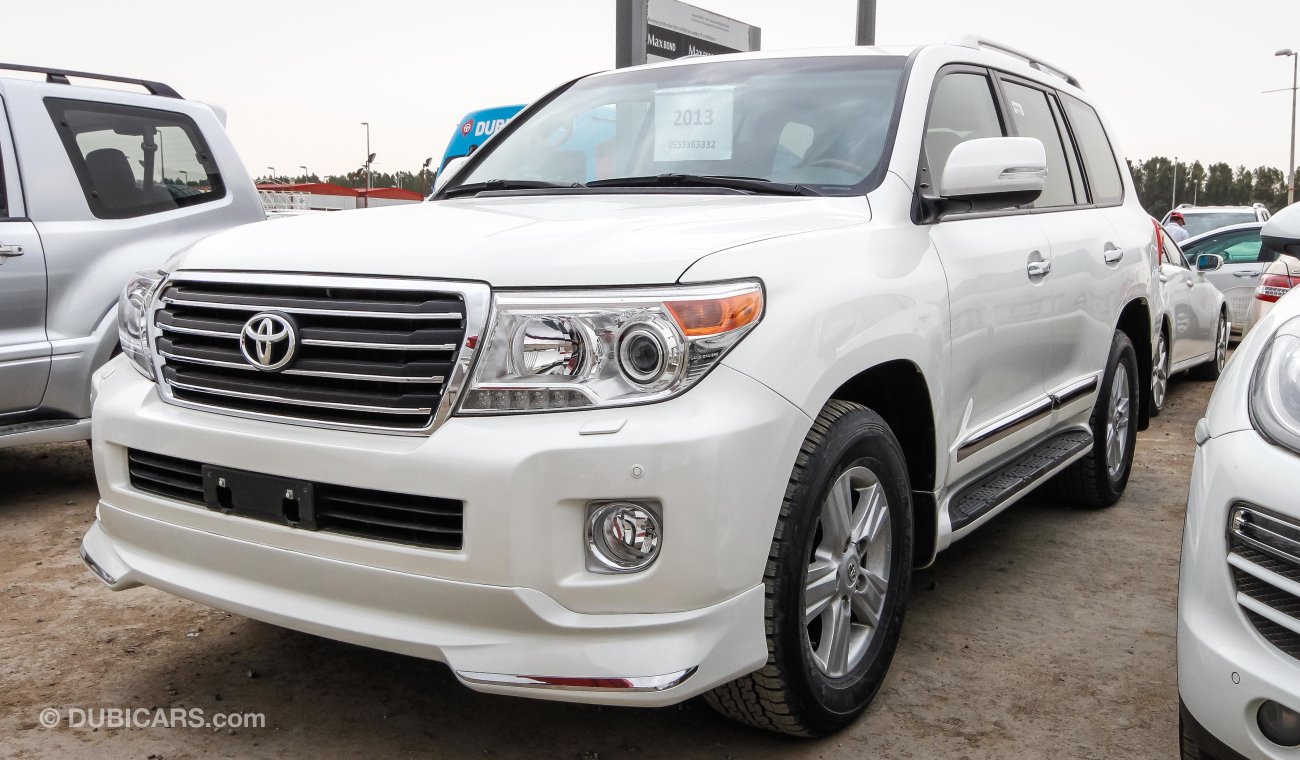 Toyota Land Cruiser GXR V8