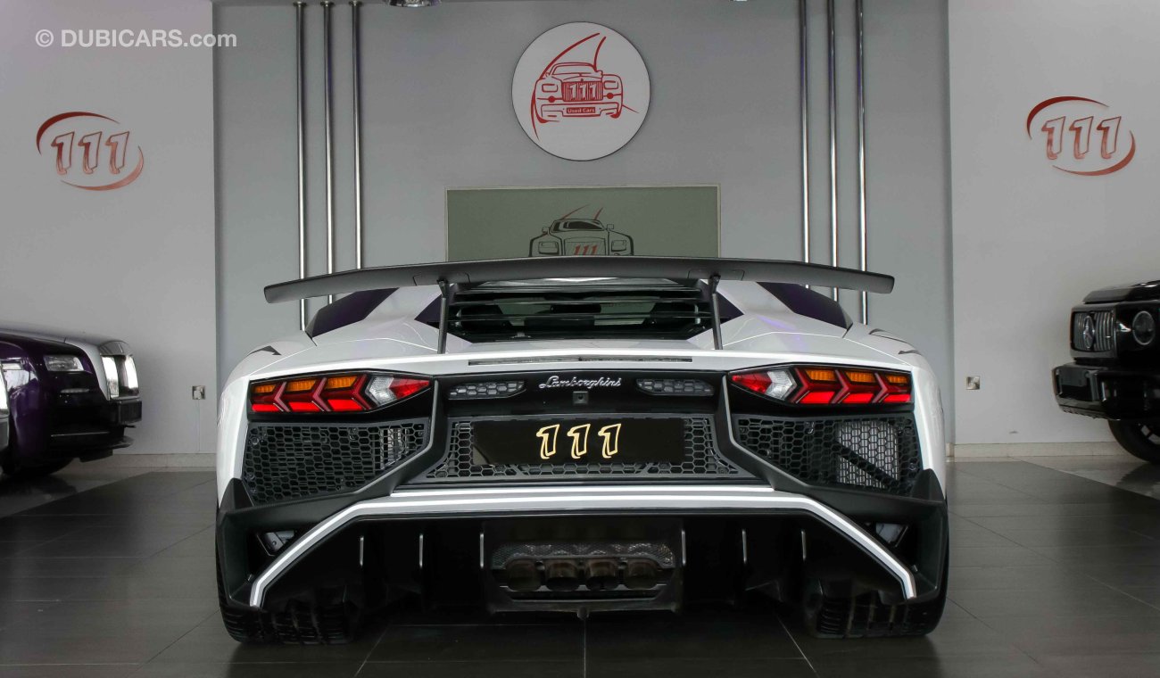 Lamborghini Aventador LP 750-4 SV 1di 600 / GCC Specs / Warranry till 2020