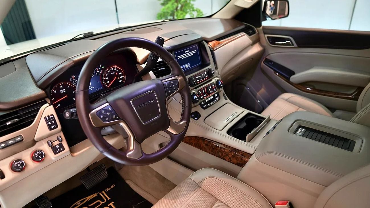 GMC Yukon Denali 6.2L (8 Seater)