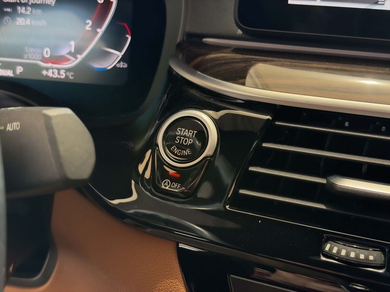BMW 520i M SPORT