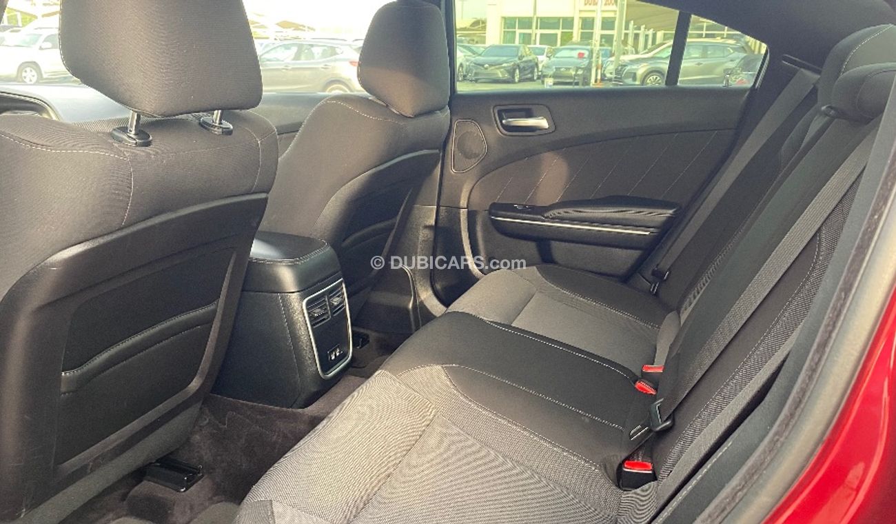 Dodge Charger SXT 3.6L V6