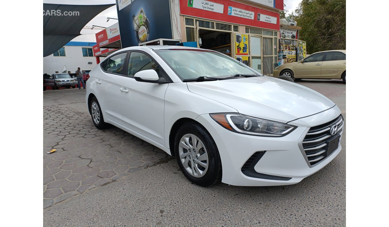 Hyundai Elantra 2.0