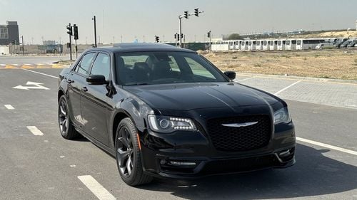 كرايسلر 300s 5.7L Hemi V8