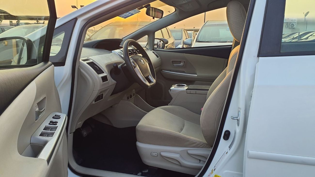 تويوتا برياس Toyota Prius Alpha