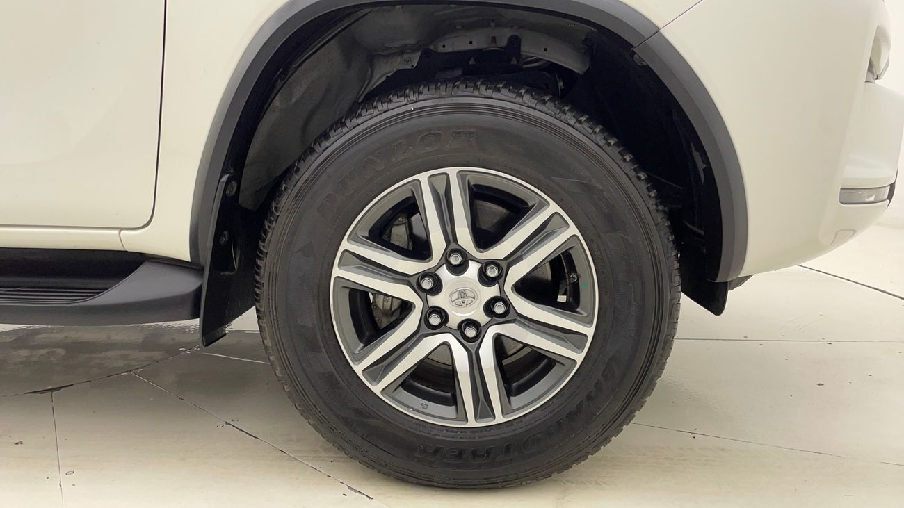 تويوتا فورتونر EXR 2.7 | بدون دفعة مقدمة | اختبار القيادة في المنزل