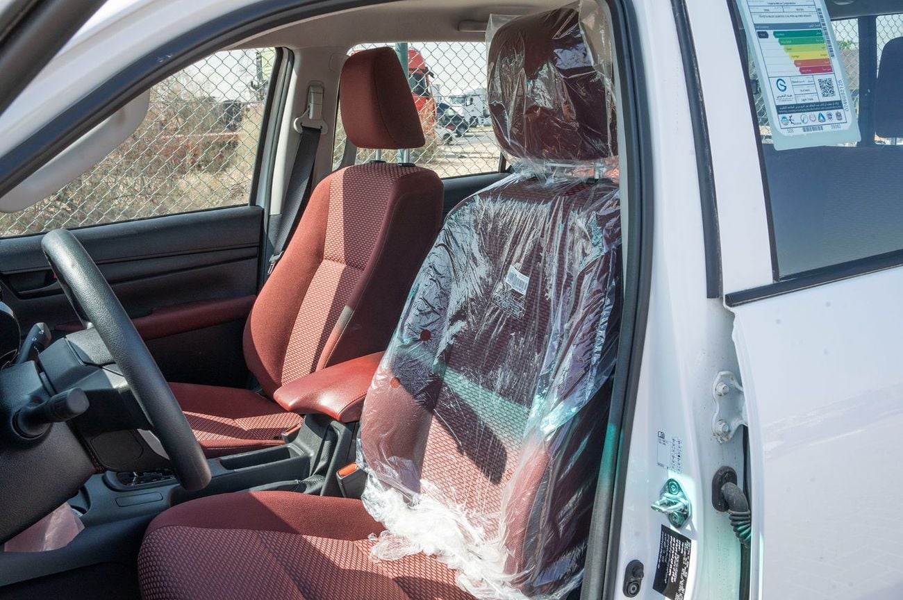 تويوتا هيلوكس DLX 2026 Toyota Hilux DLX 2.4L AT Diesel