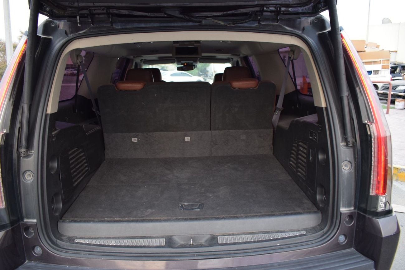 Cadillac Escalade ESV PREMIUM Cadilac Escalade, model: 2016.