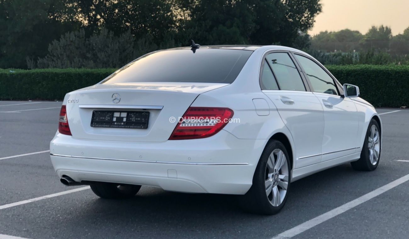 Mercedes-Benz C 200