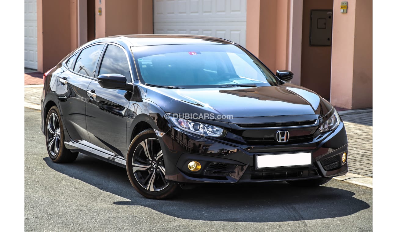 هوندا سيفيك 2018 GCC under Agency Warranty with Zero Down-Payment.