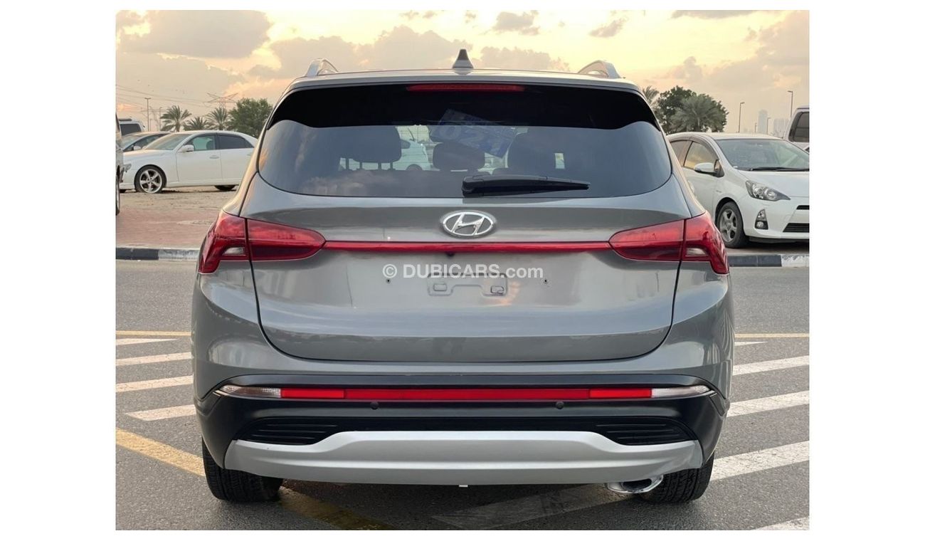 Hyundai Santa Fe 2022 Hyundai Santa Fe SEL+ MidOption In Great Conditon /GCC REG 5% VAT
