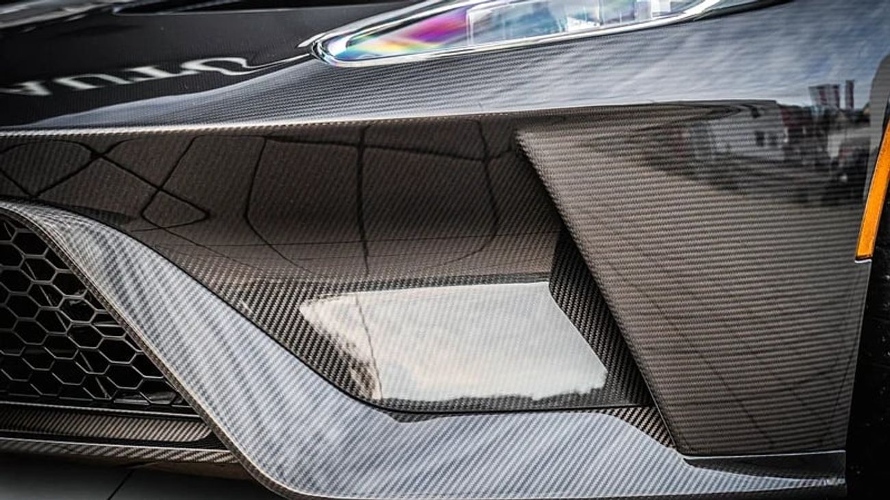 فورد جي تي LIQUID CARBON 1 OF 25 + FULL CARBON BODY !!!