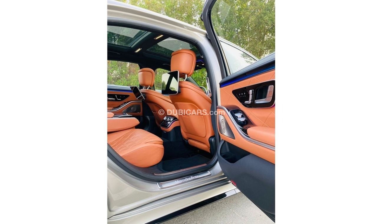 مرسيدس بنز S 500 4M مرسيدس بنز S500 المانى صبغ وكالة تشييكات الوكالة داخل الضمان بحاله ممتازه