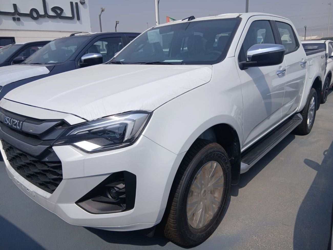 إيسوزو D ماكس