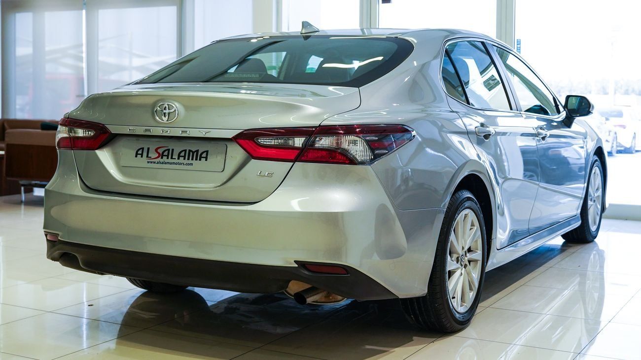تويوتا كامري LE 2.5L (176 HP)