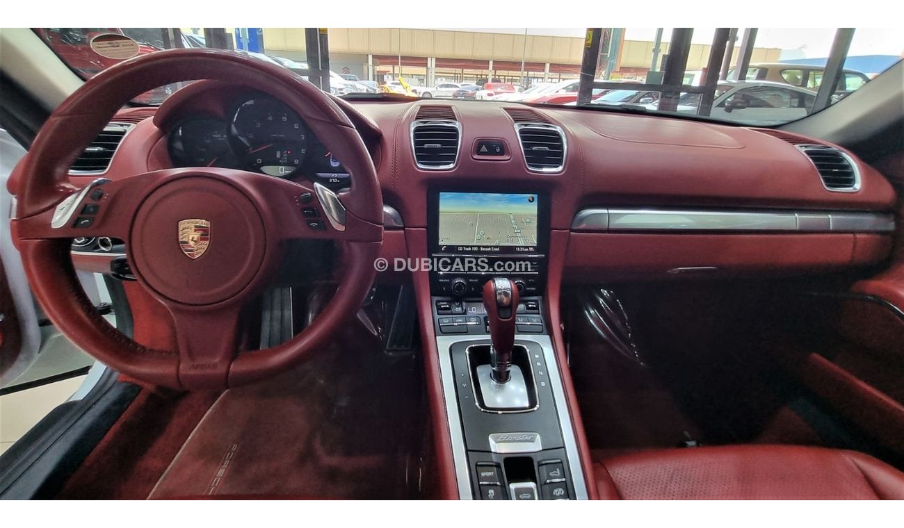 Porsche 718 Boxster Std PORSCHE BOXSTER 2015 GCC IN PERFECT CONDITION FOR 149K AED