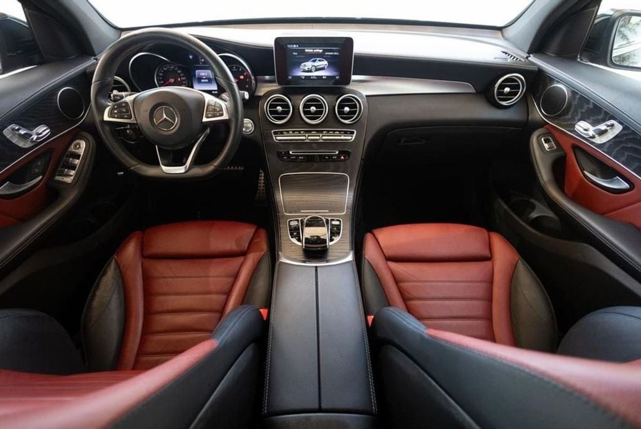 Mercedes-Benz GLC 250 AMG 2.0L Mercedes-Benz GLC250 Coupe AMG 2019 GCC under Warranty with Flexible Down-Payment.