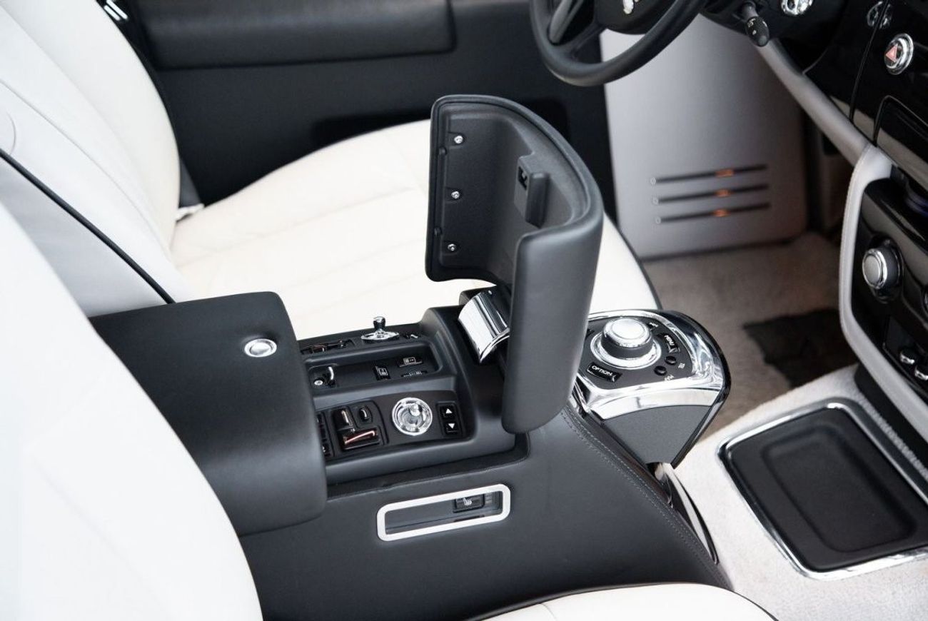 Rolls-Royce Phantom Std