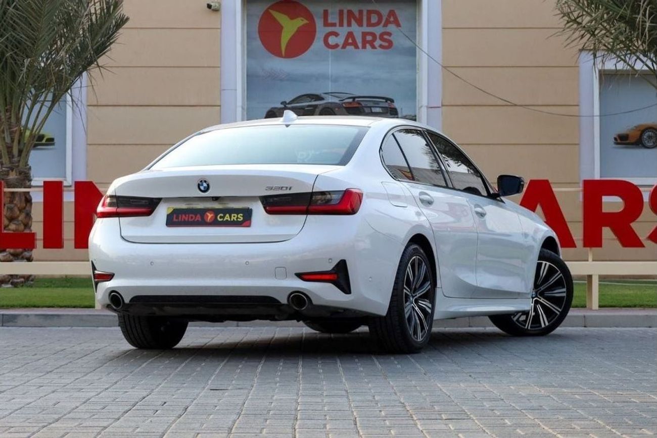 بي أم دبليو 320 اكسكلوسيف