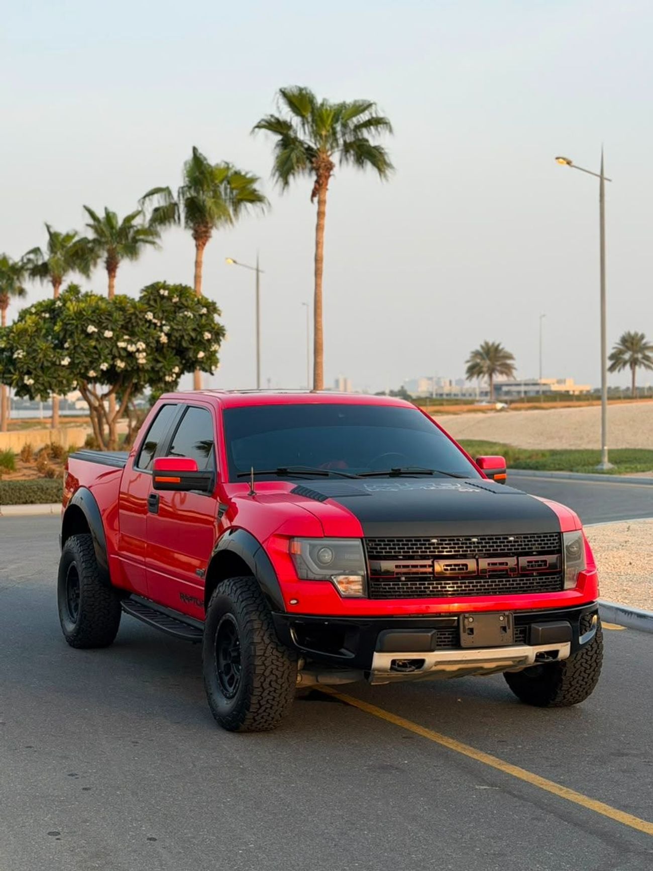 Ford F-150 SVT RAPTOR SUPER CAB