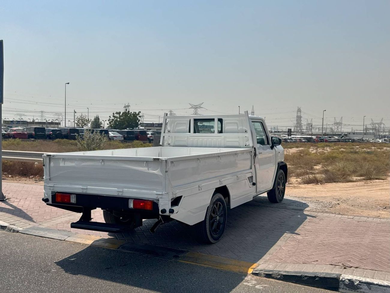 Toyota Tamaraw 2025 TOYOTA HILUX TAMARA S/CAB P/UP 4X2 2.4L DIESEL AT DROPSIDE BRAND NEW 0KM