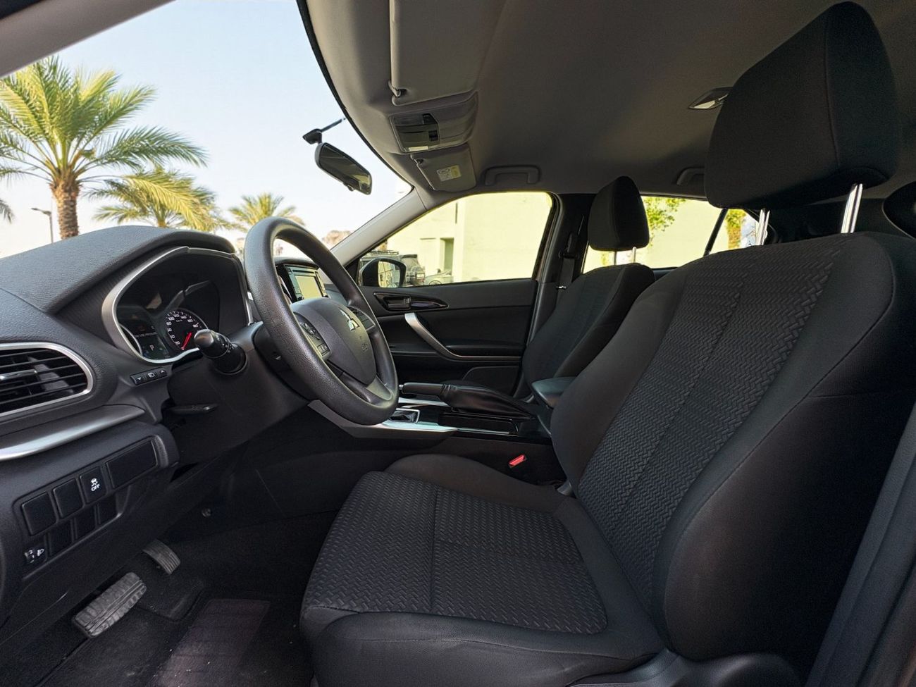 Mitsubishi Eclipse CROSS 1.5 TURBO I4 | 2019 | GCC SPECS | AED 760 PER MONTH