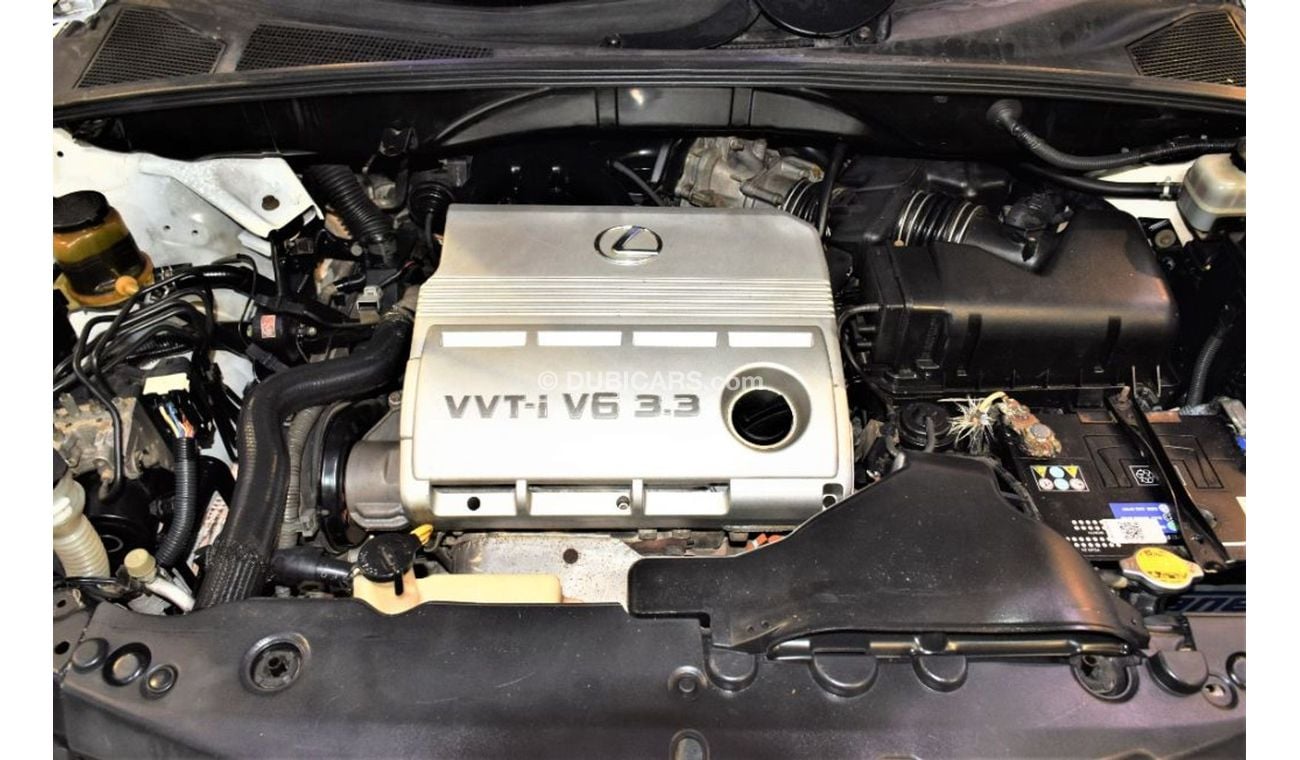 Lexus RX 330 Amazing Lexus RX 330 2005 Model!! in White Color! GCC Specs
