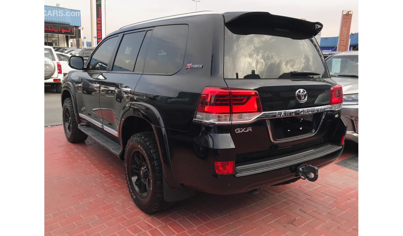 تويوتا لاند كروزر LANDCRUISER GXR V8 XTREAM 2017