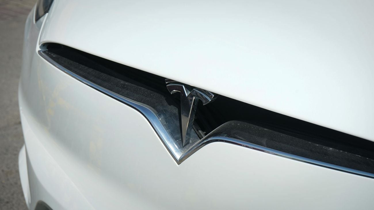 تسلا موديل اكس