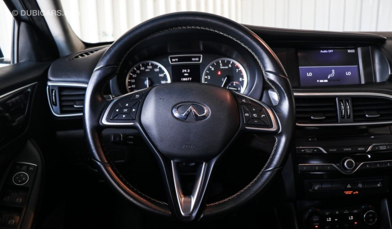 إنفينيتي QX30 AWD