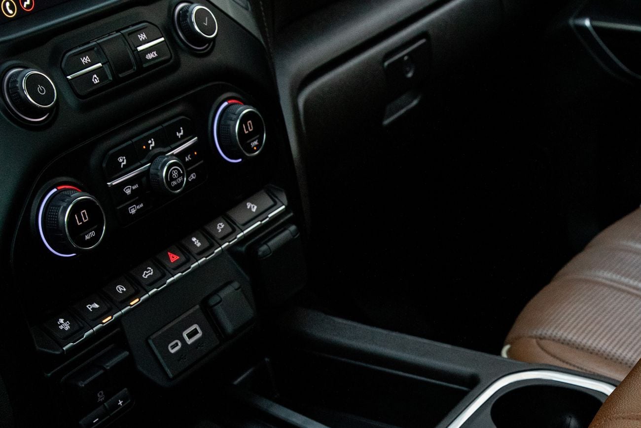 شيفروليه سيلفارادو Silverado 1500 Lt Trail Boss | Shaheen Edition | 2,390 P.M | 0% Downpayment | Chevrolet Warranty!